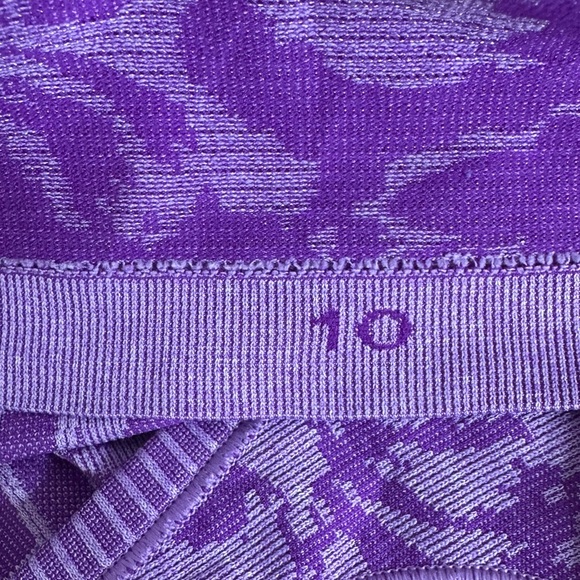 Lululemon Swiftly Tech Racerback tank Heathered Tender Violet size 10 - Picture 3 of 3